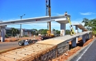 ITAIPU inicia montaje de vigas prefabricadas en pasarela peatonal elevada del Km 9 de CDE